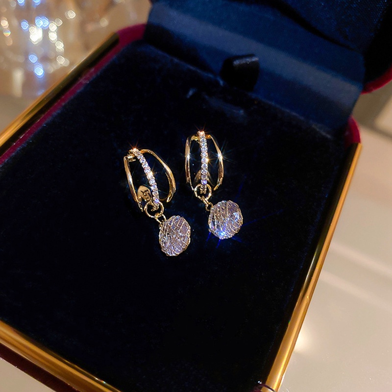 Anting Drop Zircon Bentuk Bulat Warna Emas Gaya Klasik Untuk Wanita