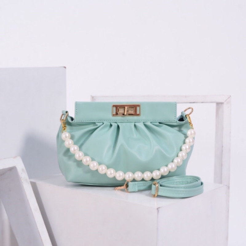 Tas wanita SLING ADRIANA