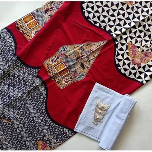Kain Batik solo gunungan wayang merah ( Katun Primissima )