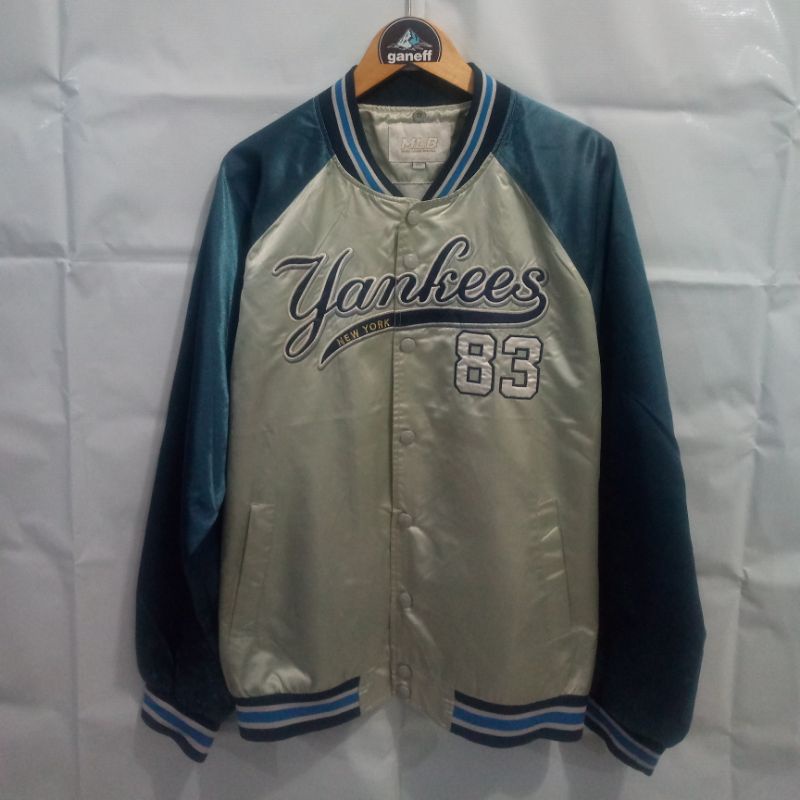 varsity MLB preloved