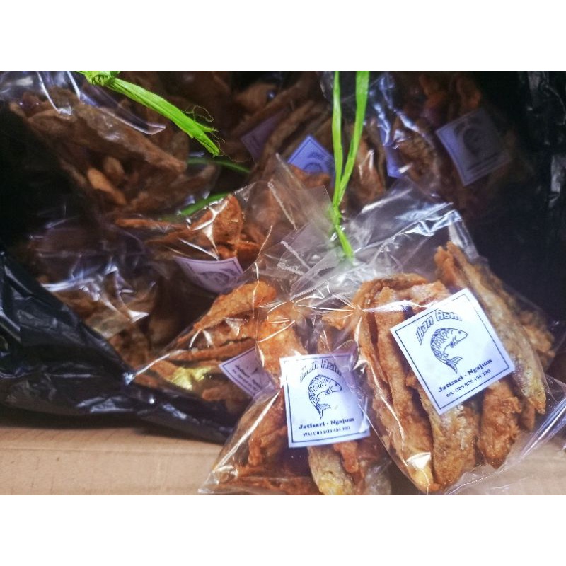 

IKAN ASIN GORENG TEPUNG
