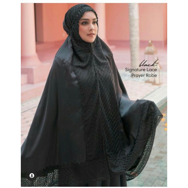 signature lace prayer robe buttonscarves black