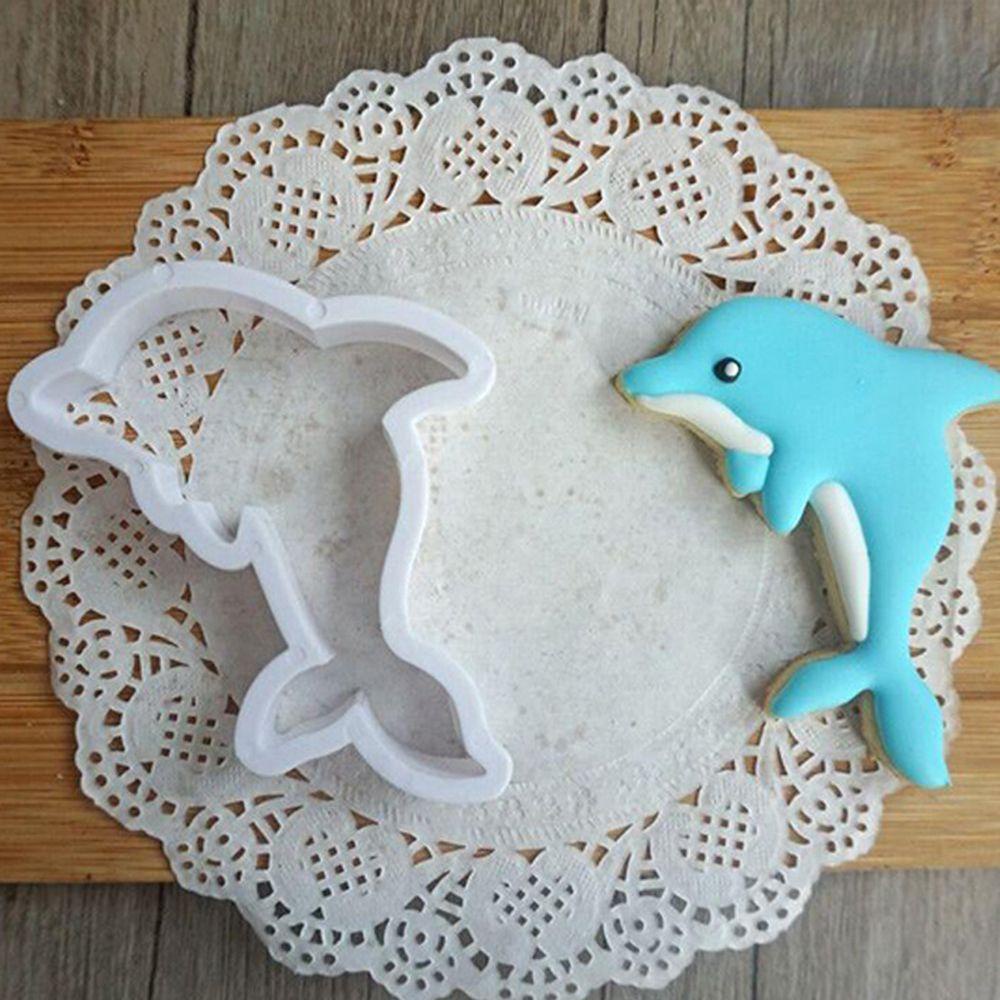 [Elegan] Cookie Cutter DIY Plastik Ikan Paus Dolphin Gurita Kepiting Turtle Pastry Baking Fondant Tools