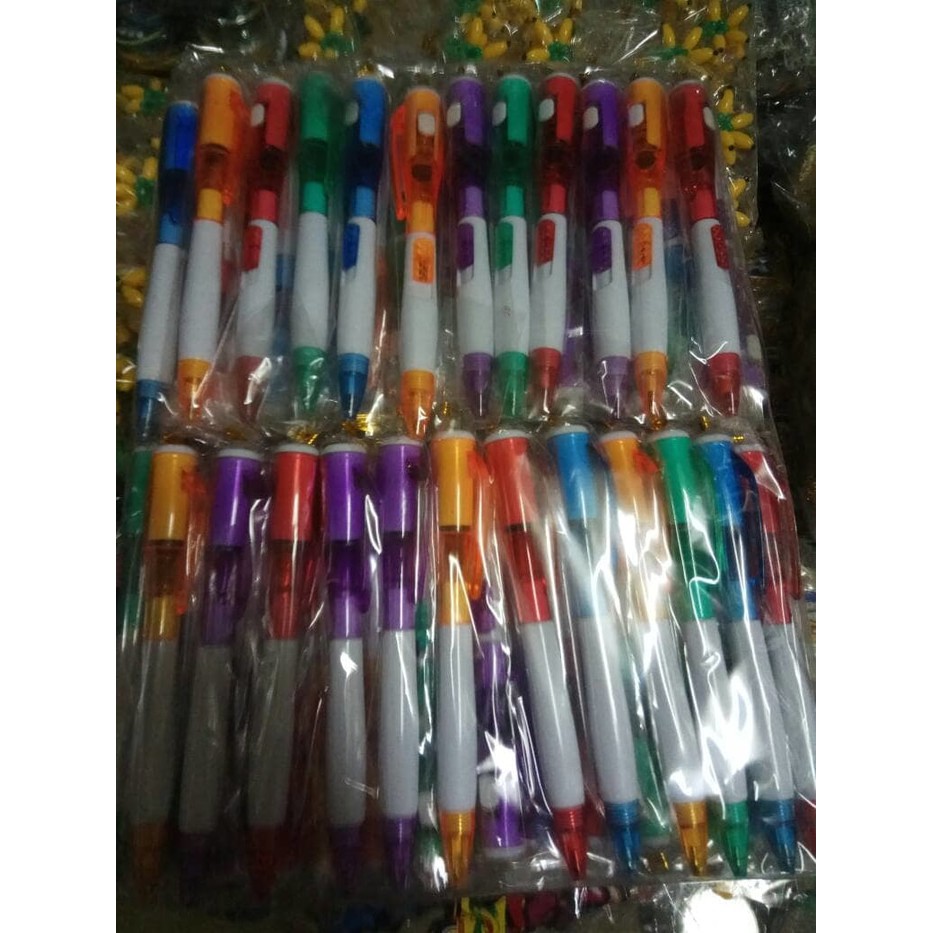 

Souvenir Pernikahan Pulpen Senter led Sovenir Alat tulis Murah ultah