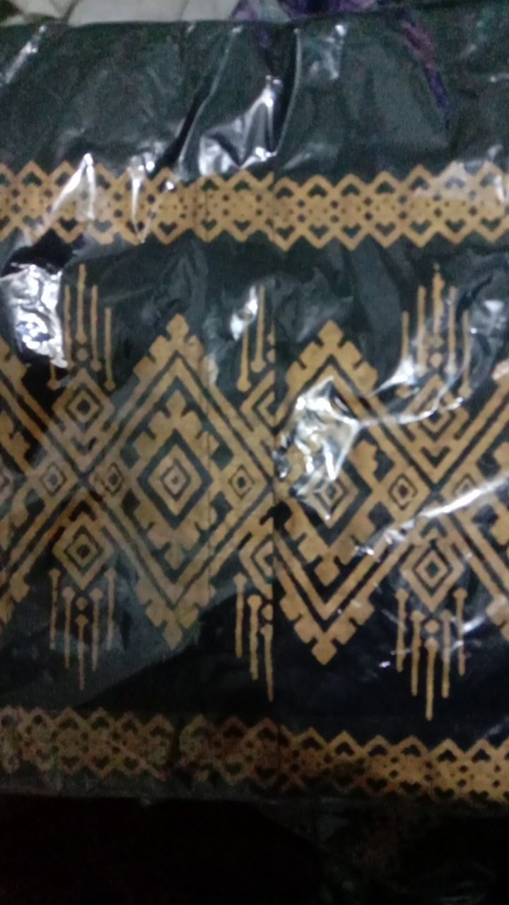 Hem Batik./hem Prada #baju Pria    Hem Batik Pria Lengan Pendek Atasan Batik Pria Batik