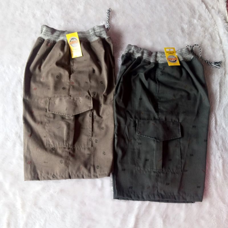Celana Pendek Cargo Pria Jumbo / Celana Kantong