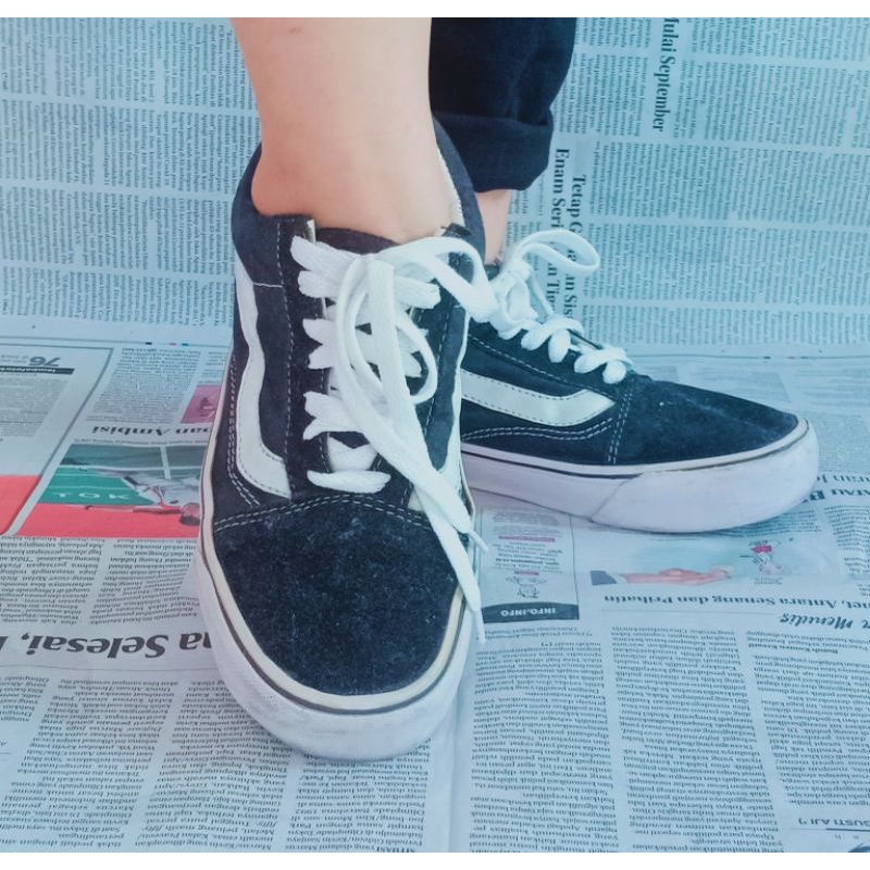 Preloved Vans kw Premium Sneakers Wanita Sepatu Wanita