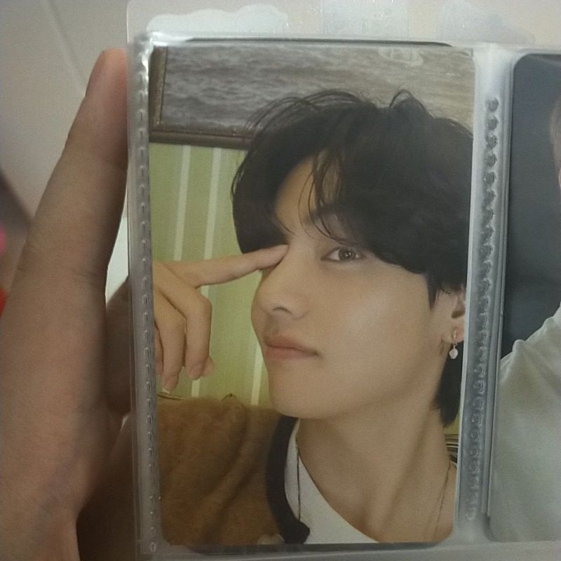 (Booked) Random PC Taehyung BE Essential Edition