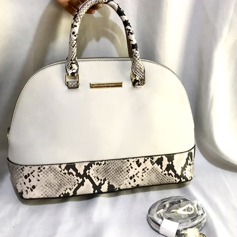 ANNE KLEIN                                                            sling / top handle bag        