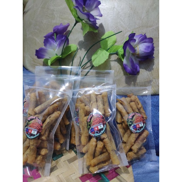 

Lumpia Kering Isi Abon