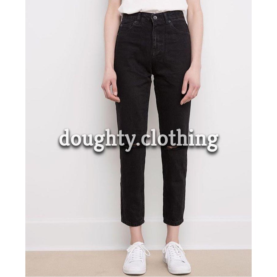 Boyfriend Jeans Plain Black Highwaist Ripped Knee / Celana Boyfriend Hitam Polos Sobek Lutut