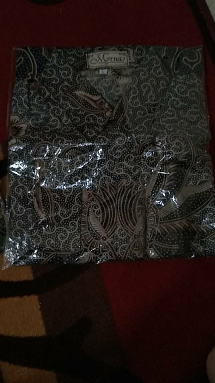 Batik Myrna - Kemeja Batik Lengan Panjang Pria Atasan Ceplok Navy