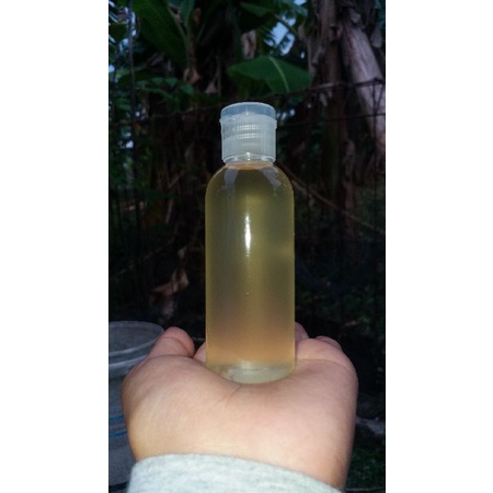 

Minyak kelapa / minyak klentik murni 100%