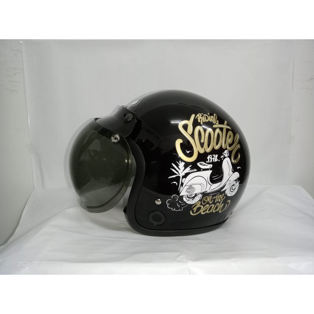 HELM BOGO RETRO NCH DEWASA MOTIF SCOOTEZ