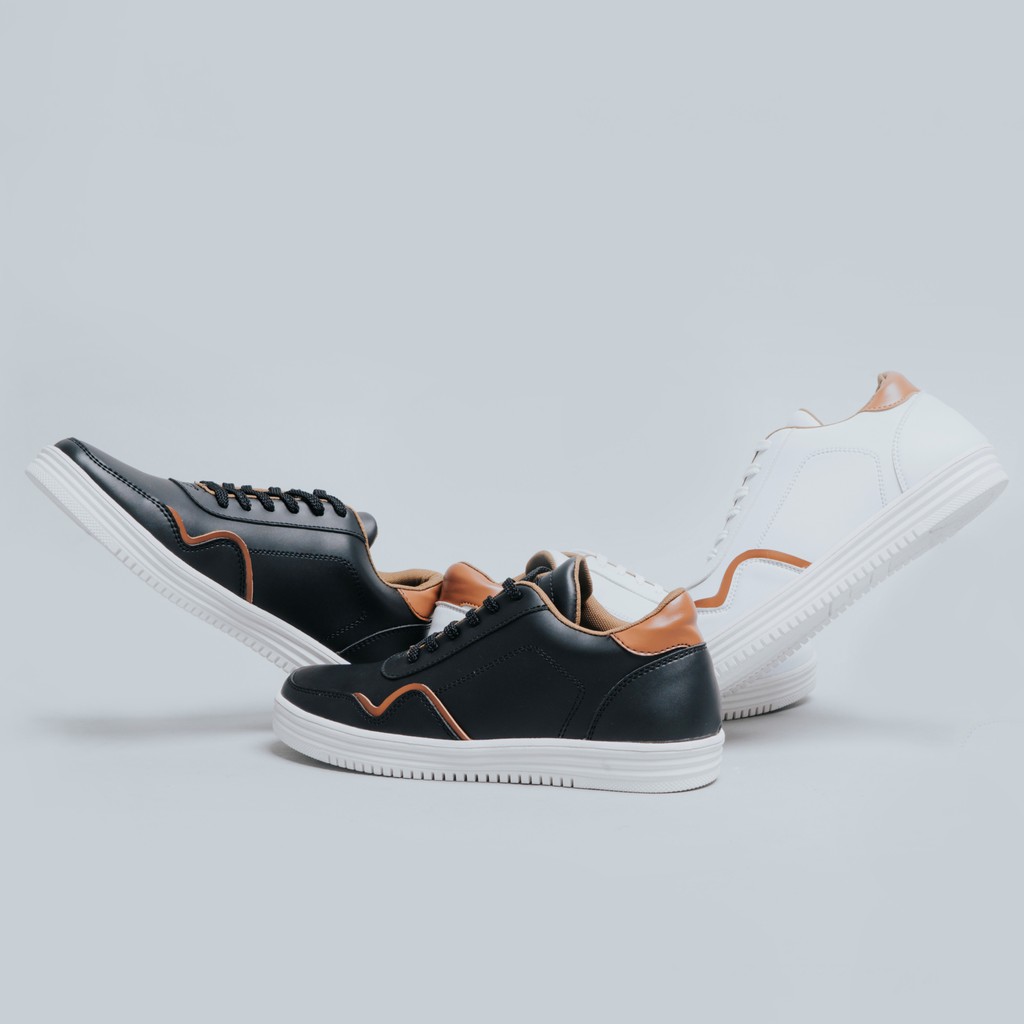 Chrollo Black | Sepatu Sneakers Hitam Original Casual Kasual Polos Pria Lokal Ori Footwear New | FORIND Lvnatica