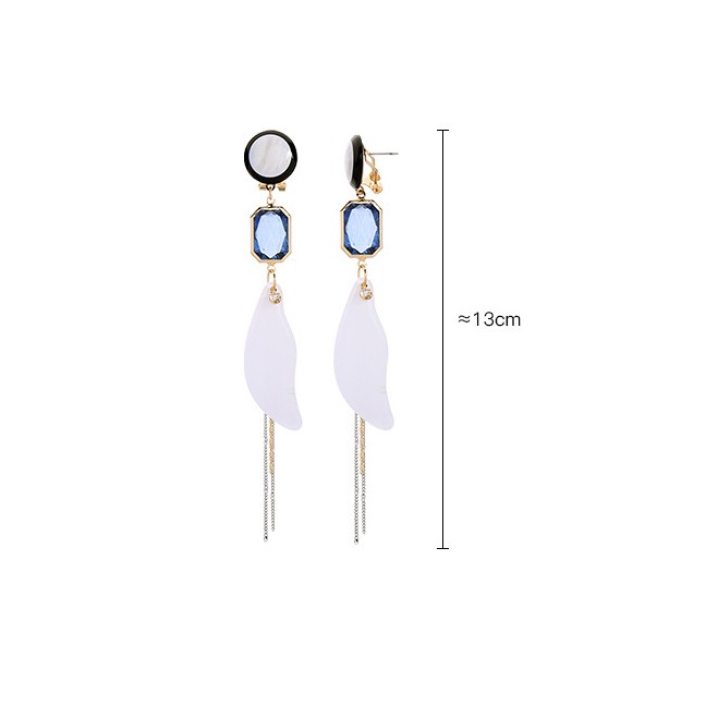 LRC Anting Tusuk Fashion Gold Acrylic Pearl Stud Earrings F67630