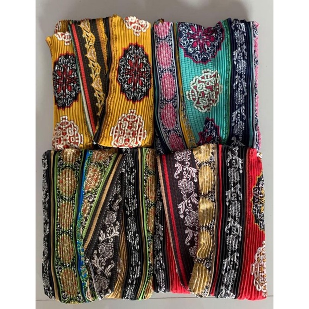 KERUDUNG PASMINA PLISKET DISERTAI PET ANTI KERUT