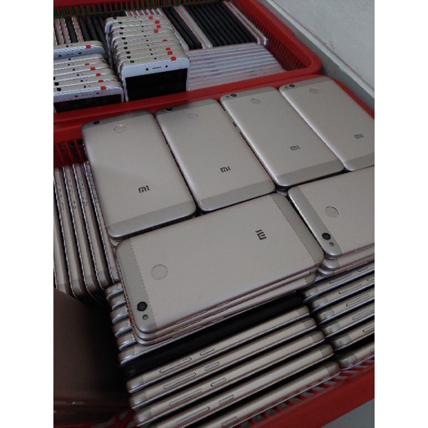 redmi 4x prime 3/32 , note 5a prime 3/32 second batangan