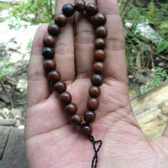 Gelang kayu gaharu gelang gaharu 8mm baik untuk kesehatan khas kalimantan