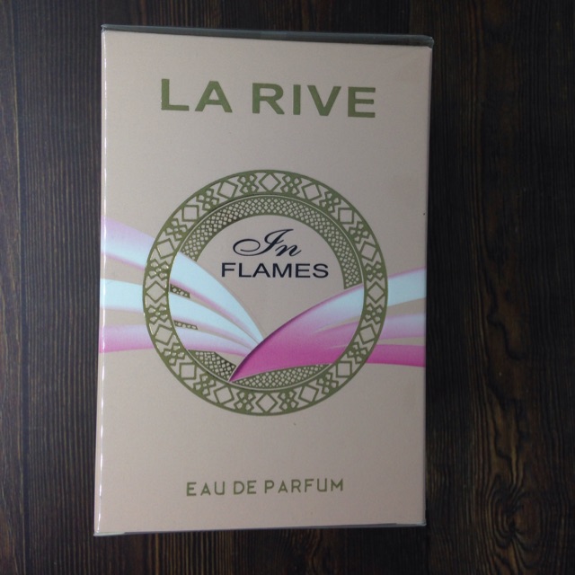 La Rive in Flames Perfume