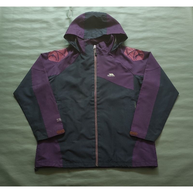 Jaket Gunung Trespass