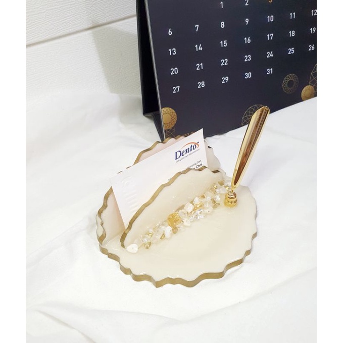 

Tempat Kartu Nama / Name Card Holder Crystal Resin Art