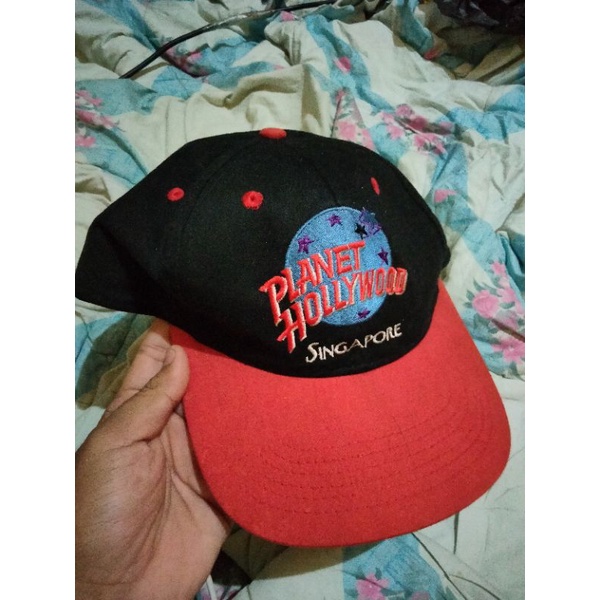 TOPI PLANET HOLLYWOOD SECOND
