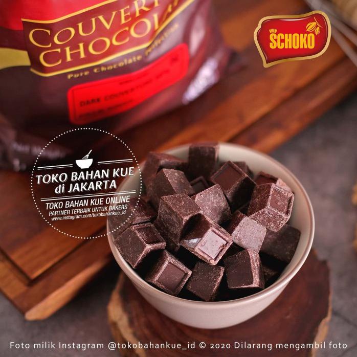 

SCHOKO DARK CHOCOLATE COUVERTURE CUBE 56% 1KG COKELAT BAKING COKLAT