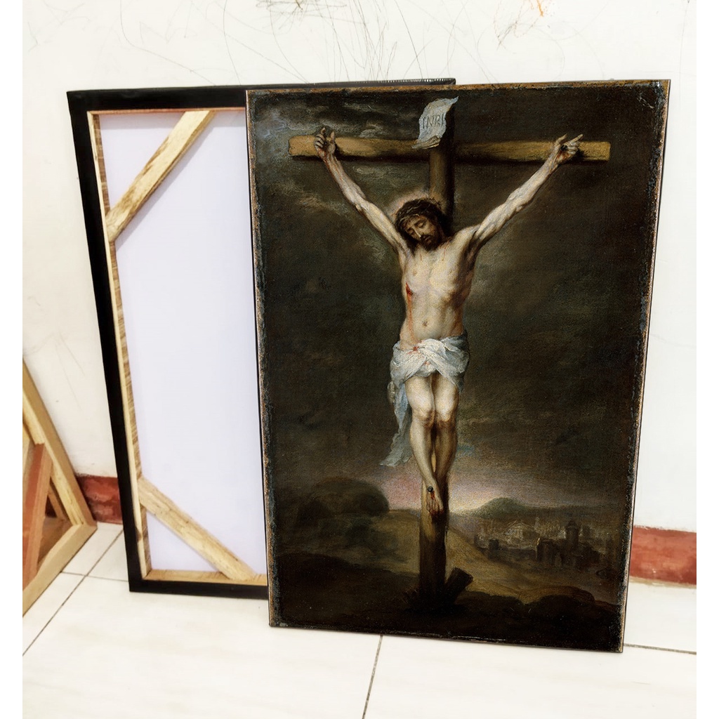 LUKISAN YESUS DI KAYU SALIB UK 40X60CM DIGITAL PRINT RANGKA SPANRAM