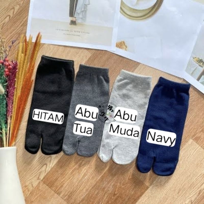 Kaos Kaki Semata Kaki / Kaos Kaki Muslimah / Kaos Kaki Jempol / Kaos Kaki Jari / Kaos Kaki Pendek / Kaos Kaki Pria / Kaos Kaki Wanita / Kaos Kaki Olahraga / Kaos Kaki Sport / Kaos Kaki Warna / Kaos Kaki Kantor / Kaos Kaki Hitam / Kaos Kaki Sekolah