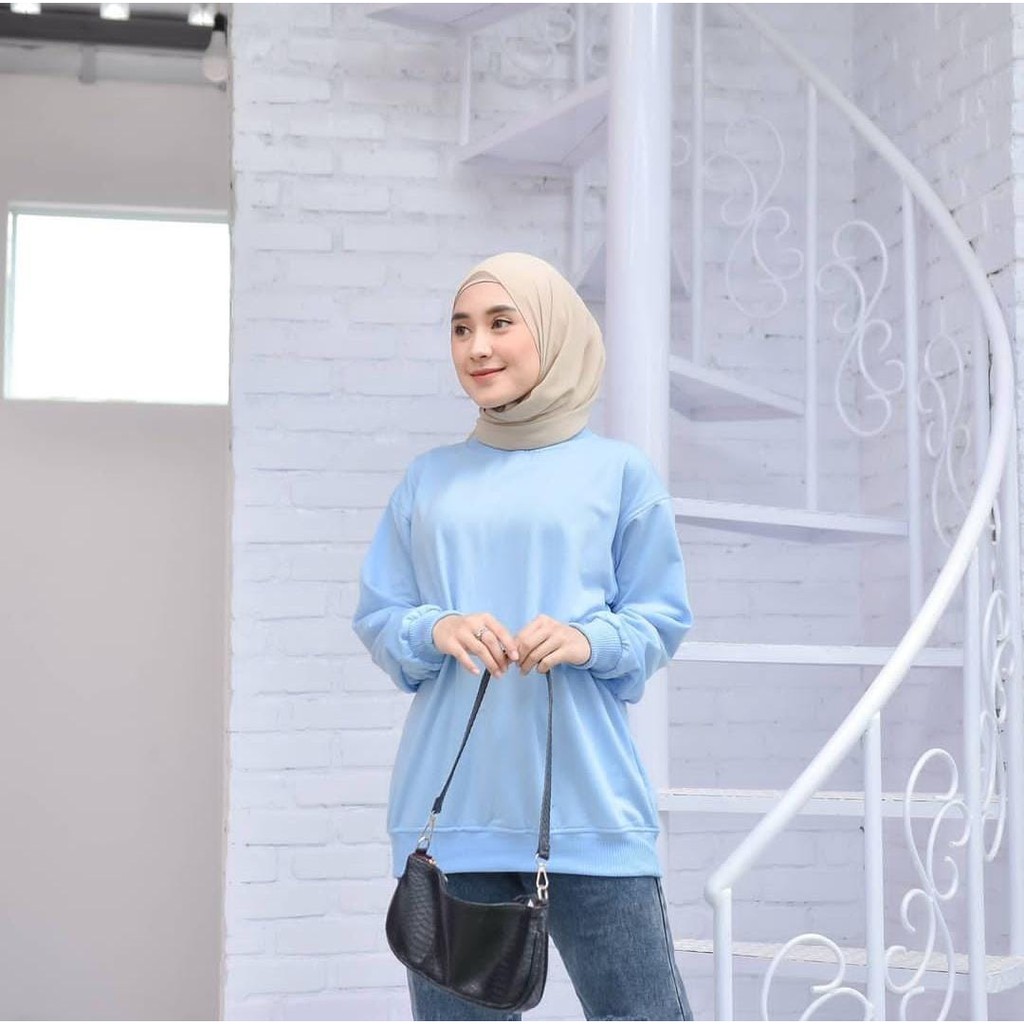 Sweater crew neck oblong wanita