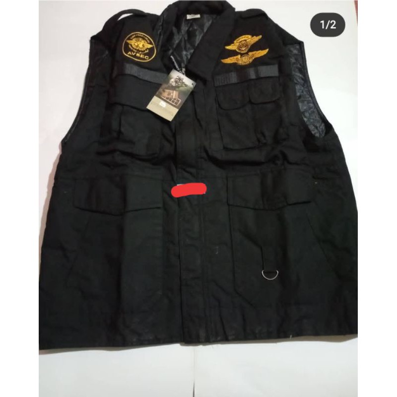 ROMPI AVSEC HITAM