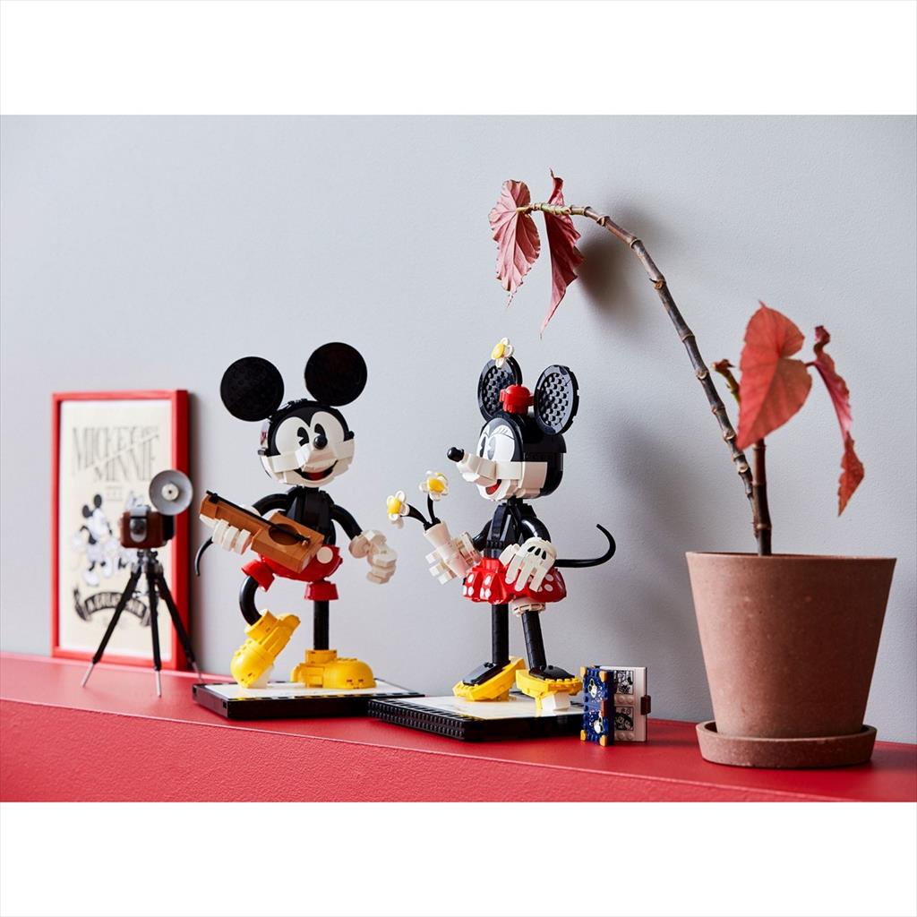 LEGO Disney 43179 Mickey Mouse and Minnie Mouse
