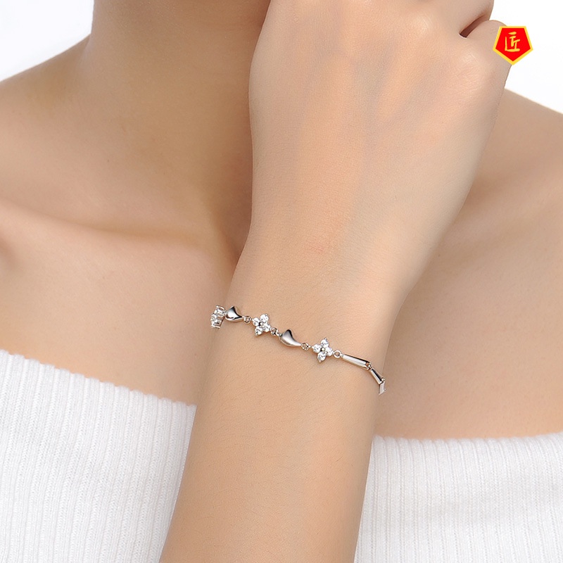 [Ready Stock]Fashion Four-Leaf Clover Diamond Heart-Shaped Bracelet