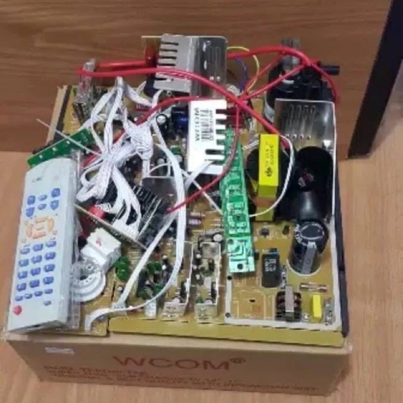 Mesin TV Tabung Slim 29 inch Slim Wcom