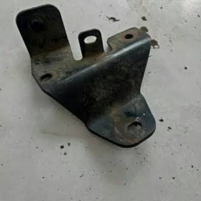 pangkon dudukan knalpot vega r lama ori second