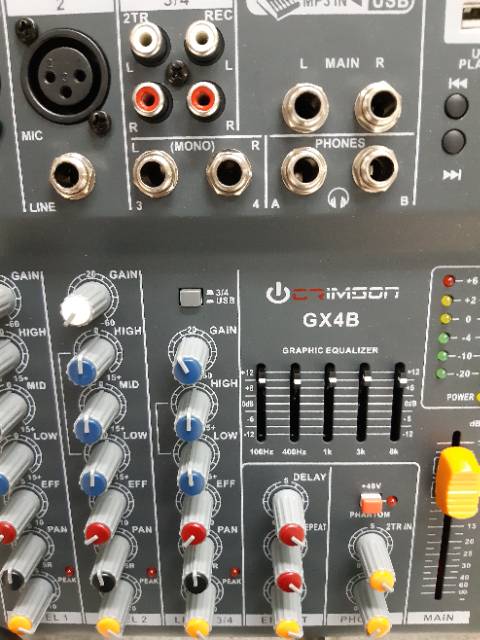 MIXER 4 CHANNEL CRIMSON GX4 EFFECT VOCAL DELAY USB EQUALIZER