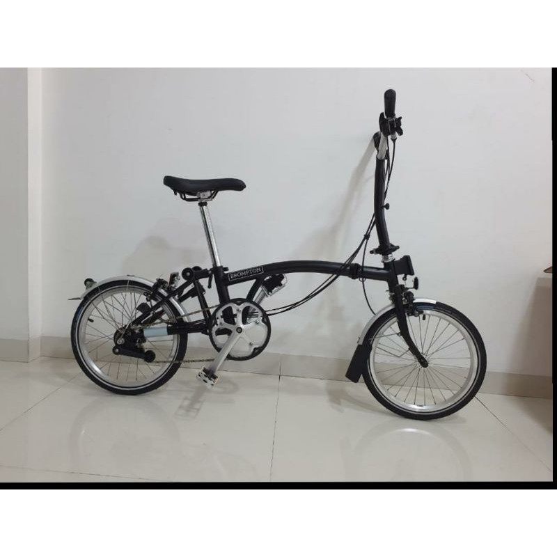 Sepeda lipat Brompton M6L Black Basic