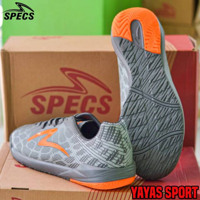 SEPATU FUTSAL SPECS FURY IN SILVER