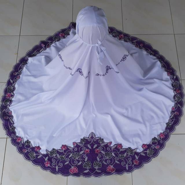 Mukena bordir komputer motif pekat