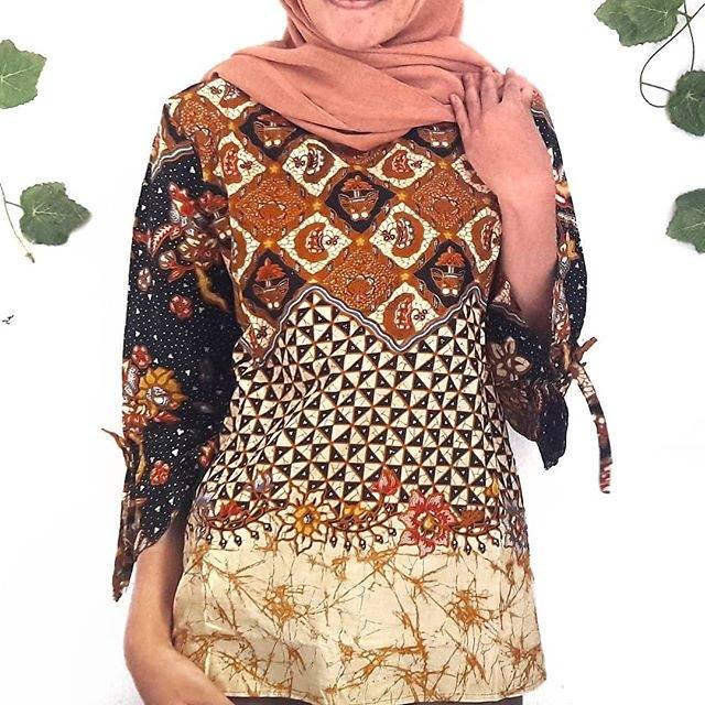 batik aina