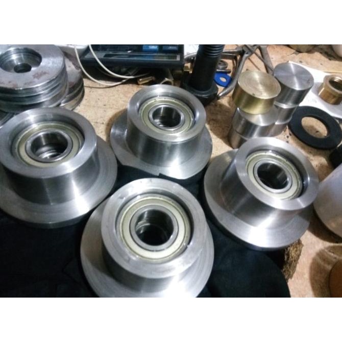 roda lift besi bukan coran Unp 5cm