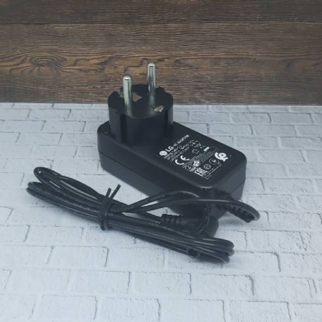 Adaptor charger monitor Lg 19v