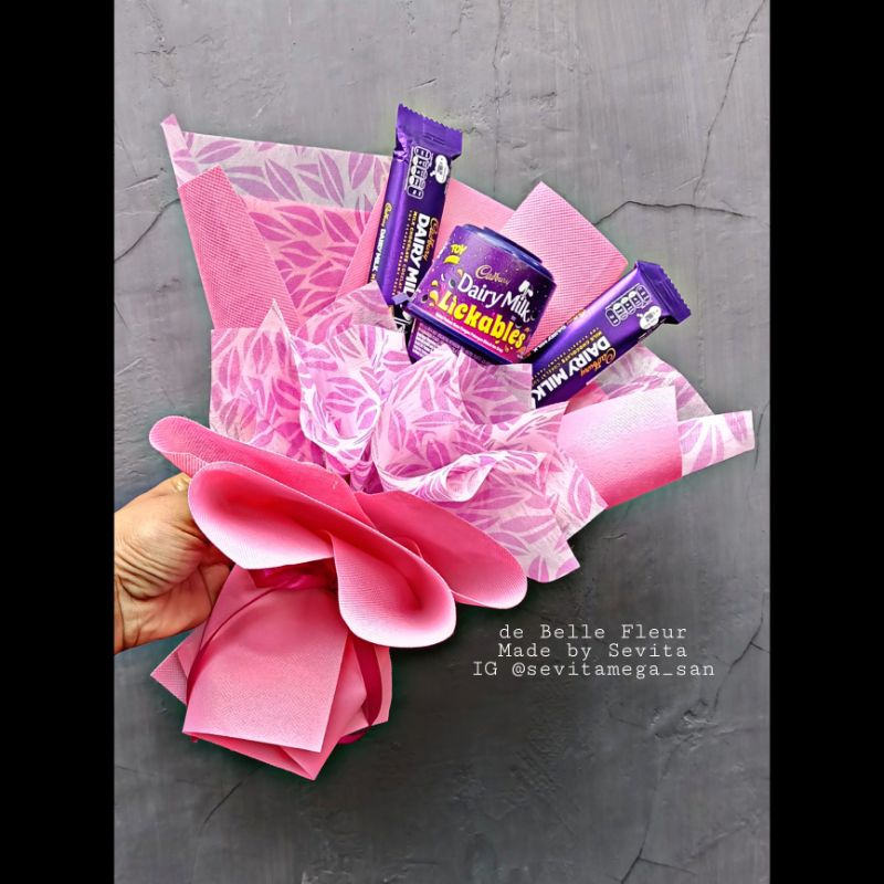 

buket coklat/buket Snack/buket murah/kado ulang tahun