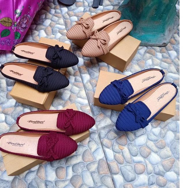 Keluaran Terbaru.. Sepatu slop wanita /sepatu rajut /slop rajut /slop wanita / sepatu slop rajut