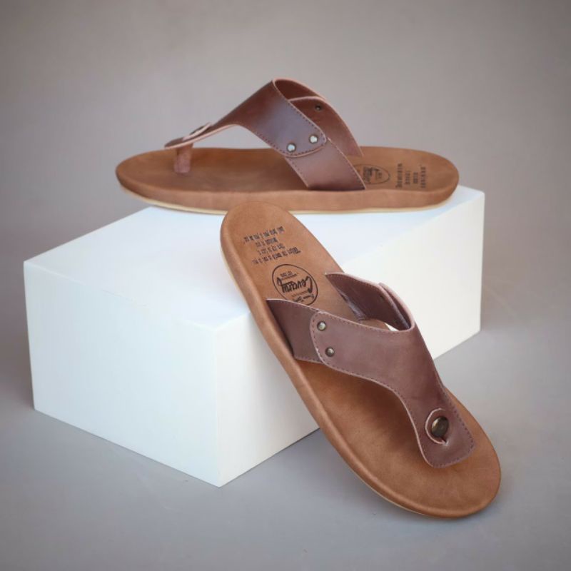 CLOVER | Sandal Kulit Pria Sendal Jepit Klasik Kasual Santai Fashion