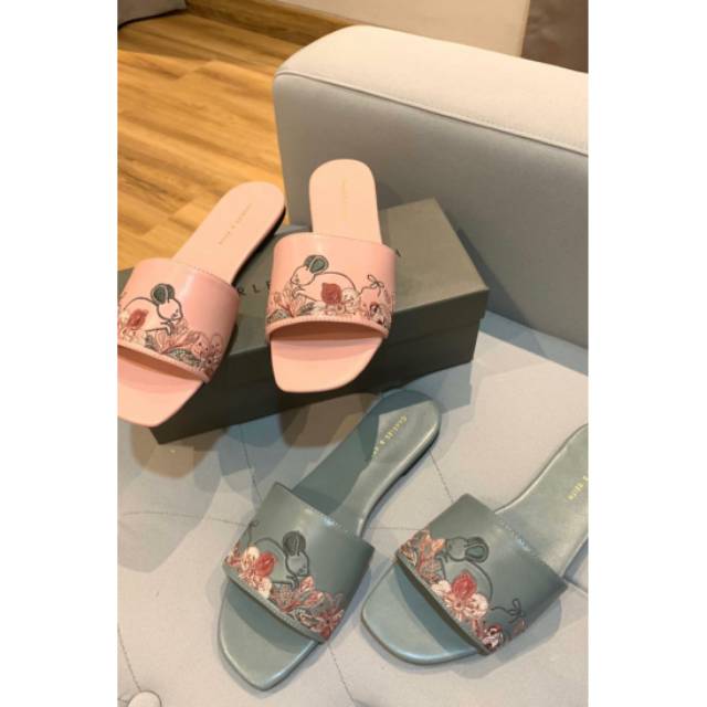 SENDAL - CHARLES & KEITH