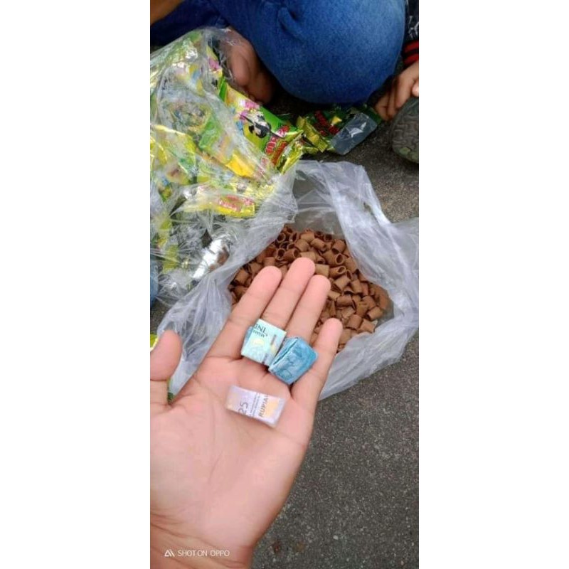 Snak tabur duit berhadiah