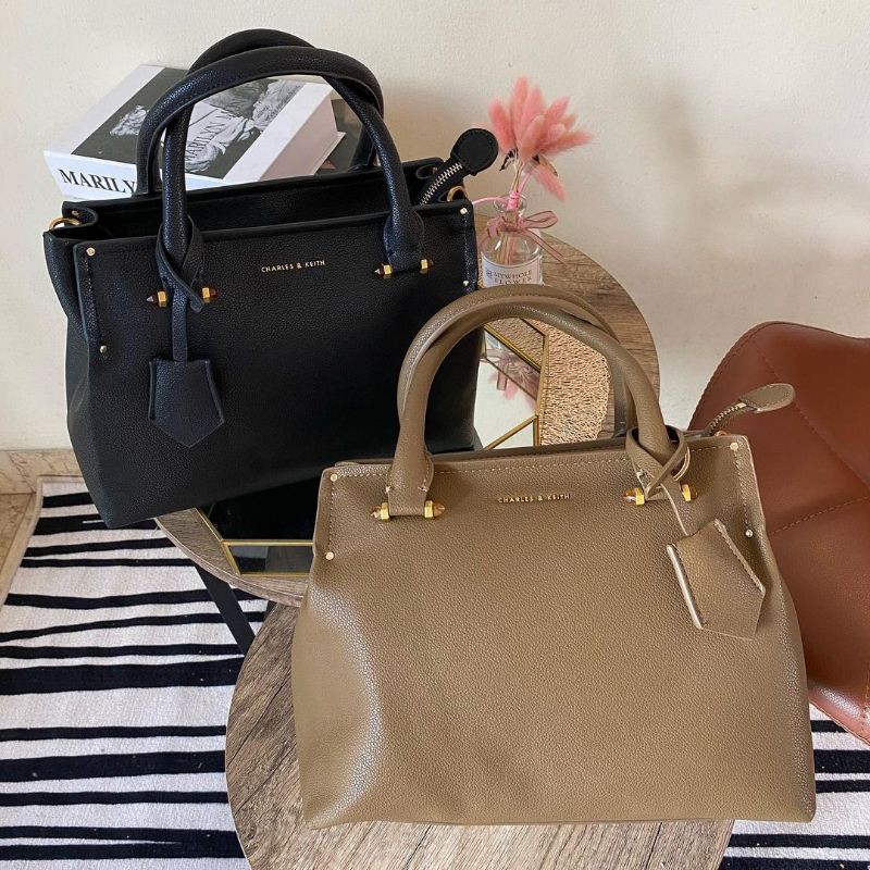 tas import charles & keith bag Cnk Big Satchel Tubular
