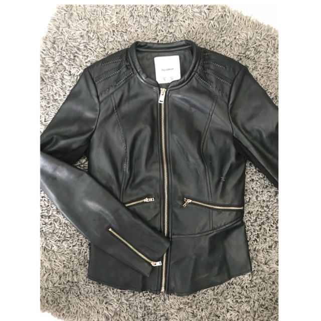Jaket kulit wanita pull&bear original preloved